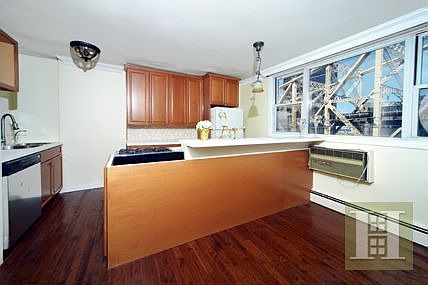 2nd image of 40 Sutton Pl APT 9H
