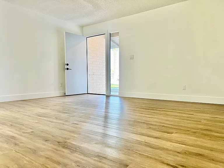 Villas on Holly — Photo 25