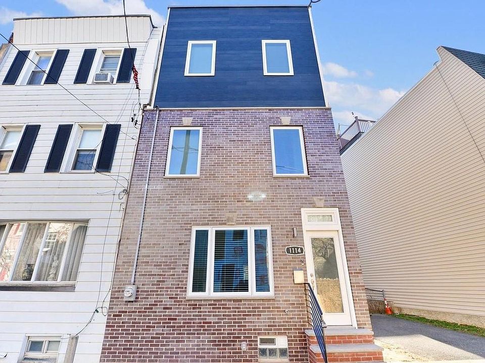1st image of 1114 Hall St
