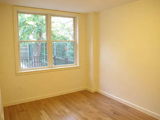 Rented by Residents Team | media 8