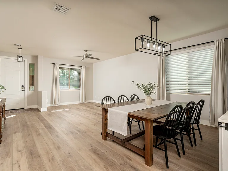 9336 W Georgia Ave — Photo 17