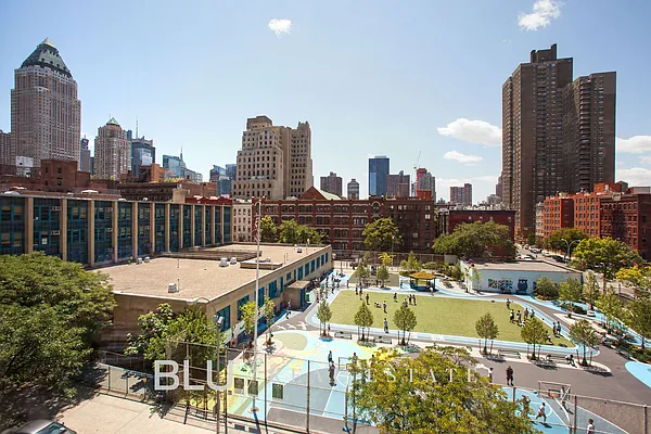 Rented by BLU Real Estate | media 14