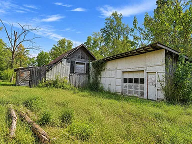 Property photo 38