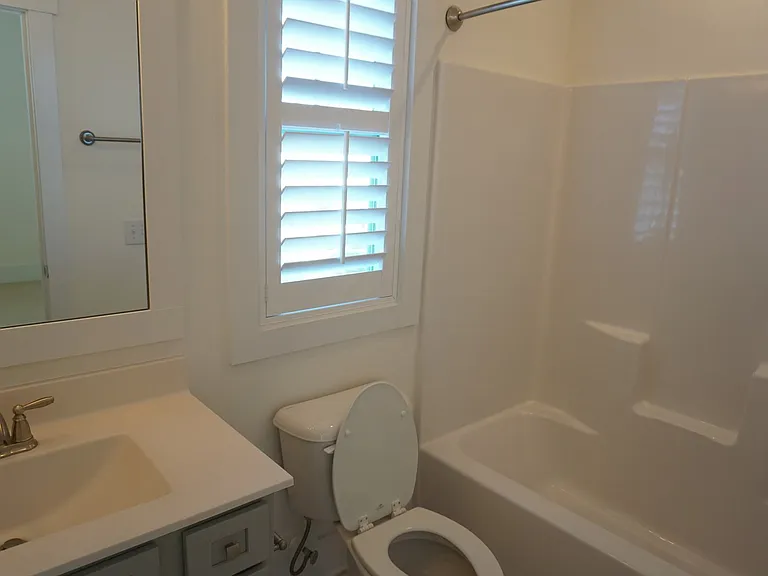 4032 Tamarisk Ln — Photo 44