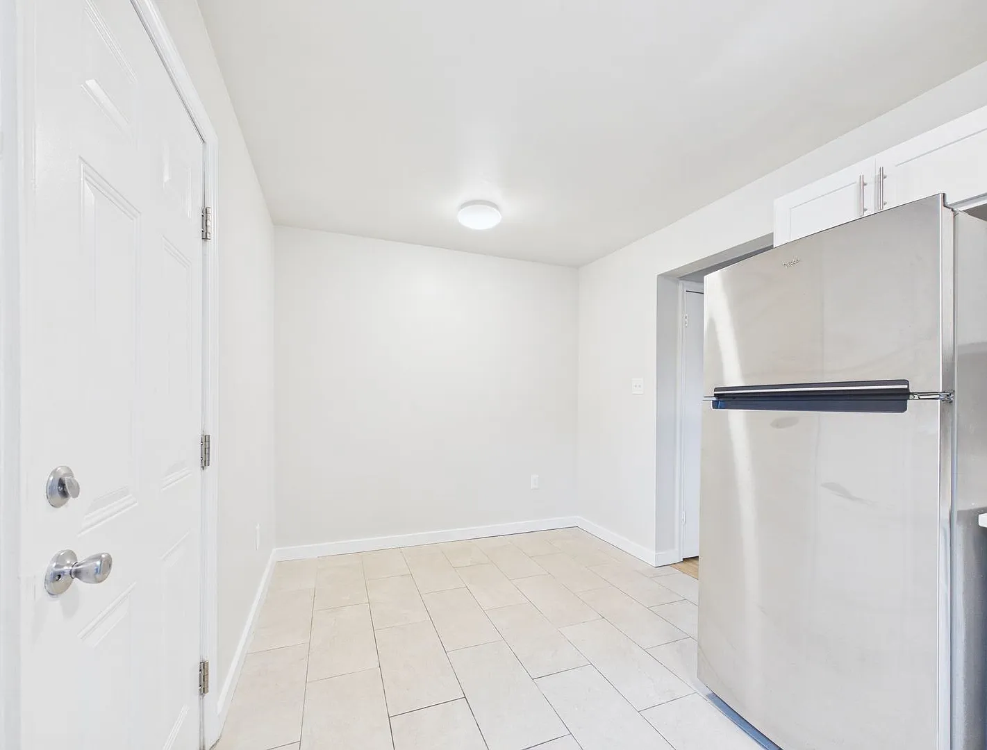 2 bed, 1.0 bath, 795 sqft, $1,295 — Photo 3