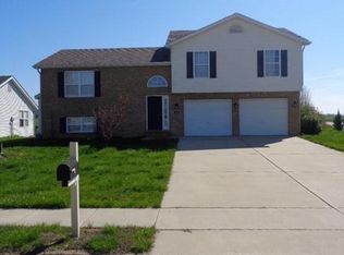 1352 Fieldstone, Waterloo, IL 62298