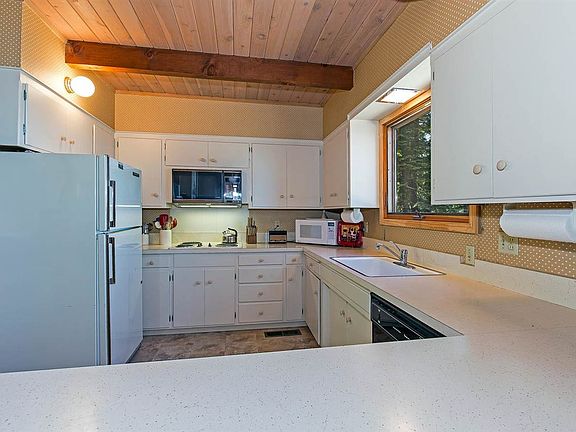 5th image of 6190 McKinney Dr