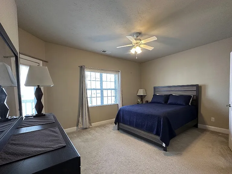 2537 Suncrest Vlg — Photo 9