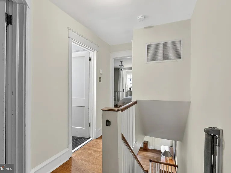 3455 W Queen Ln — Photo 12