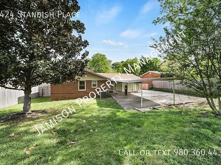 1424 Standish Pl — Photo 27