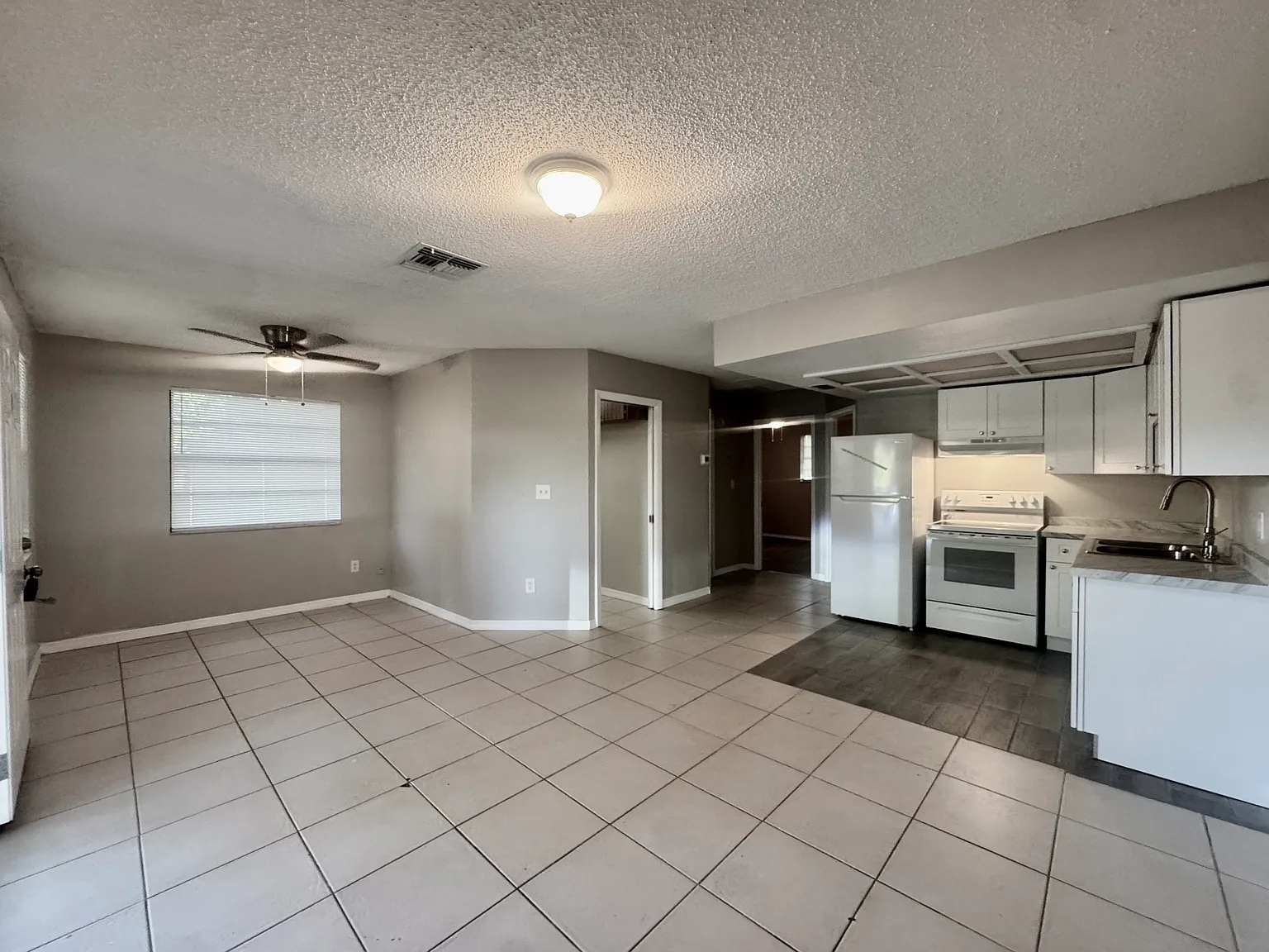 2 bed, 700 sqft, $1,475 — Photo 4