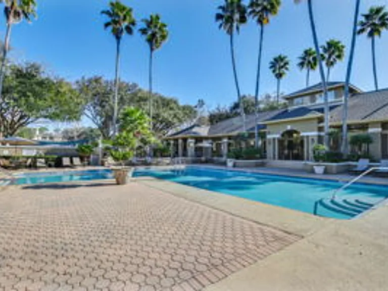 19 Arbor Club Dr #211 — Photo 36