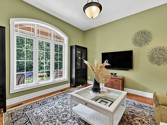 5th image of 1068 Shore Ln