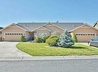 23 Broken Stone Way #27, Eagle Pt, OR 97524