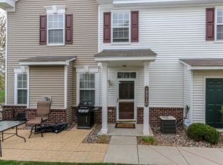 10875 Oak Grove Cir #D-1, Saint Paul, MN 55129