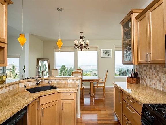 4th image of 403 Adair Dr