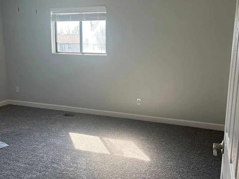 3240 Summerhill Ln — Photo 13