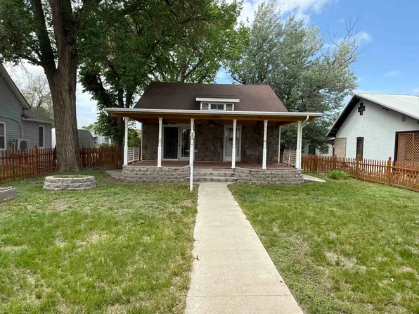 304 6th Ave, Edgemont, SD 57735
