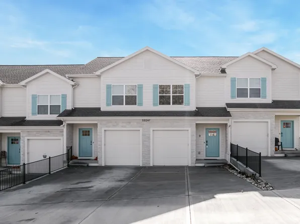 8517 Hammond St Unit 9G, De Soto, KS 66018