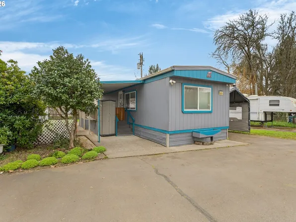 117 Northpark Ln, Roseburg, OR 97470