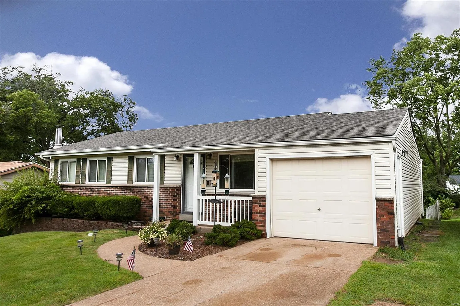 11145 Fawnhaven Dr photo 1