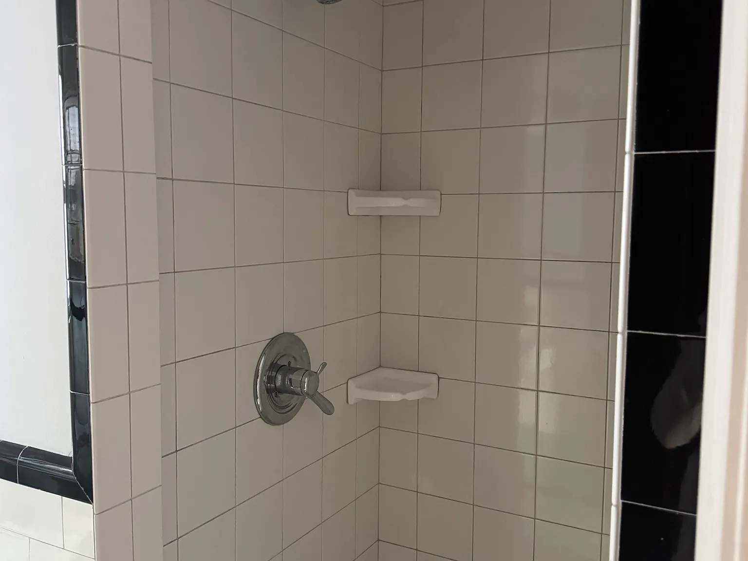 3 bed, 1500 sqft, $1,750 — Photo 2