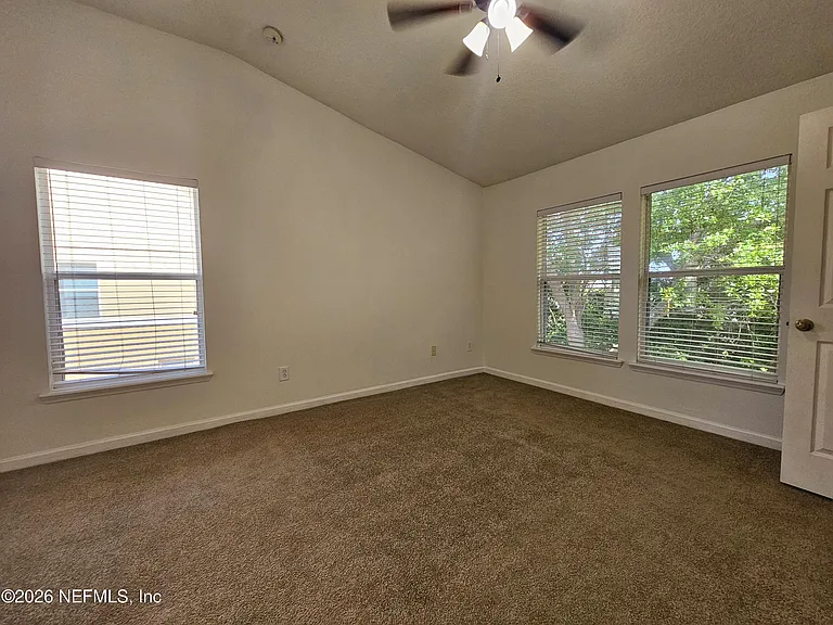 6194 High Tide Blvd — Photo 10