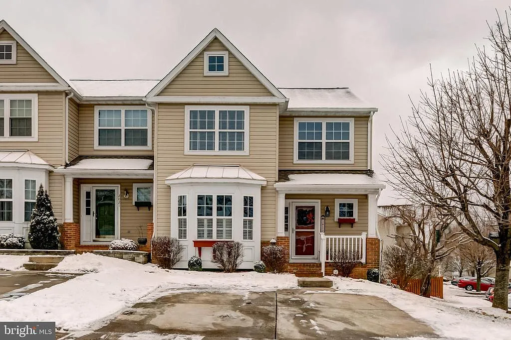 2023 Brandy Dr photo 1