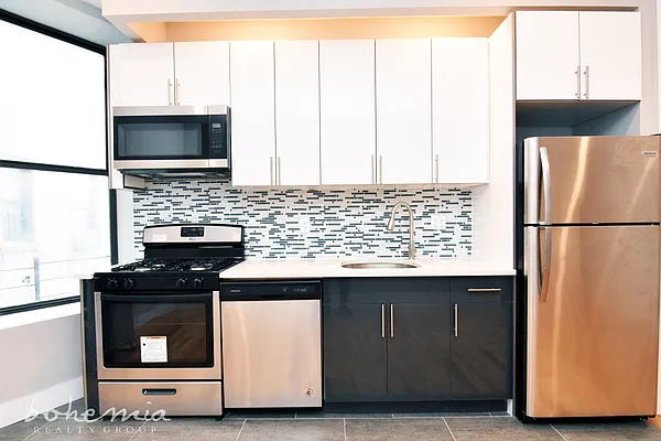 Rented by Bohemia Realty Group | media 9