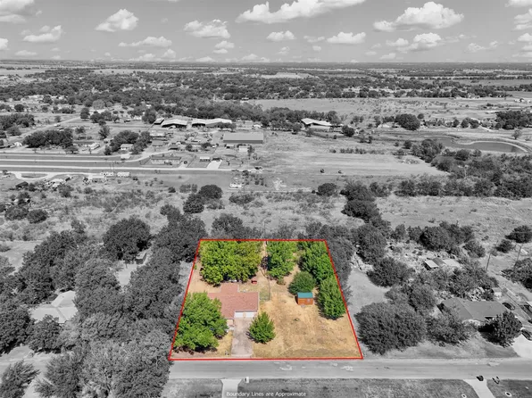896 Randy Dr, Woodway, TX 76712