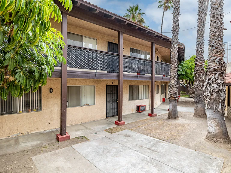 Glencrest Apartments — Photo 10