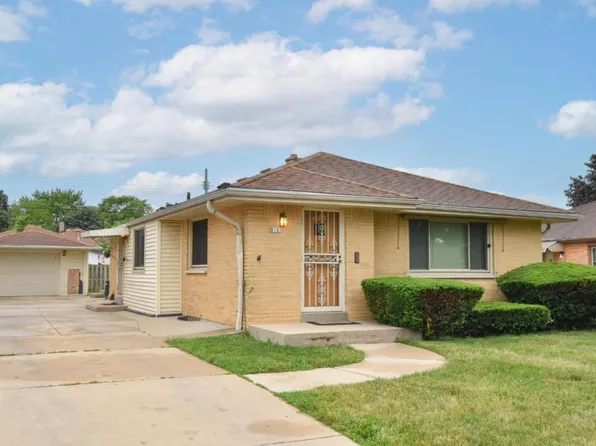 8103 W Potomac AVENUE, Milwaukee, WI 53218