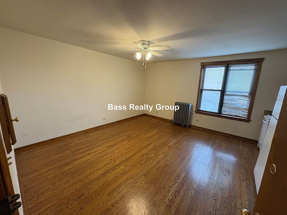 1st image of 4806 N Kedzie Ave #209