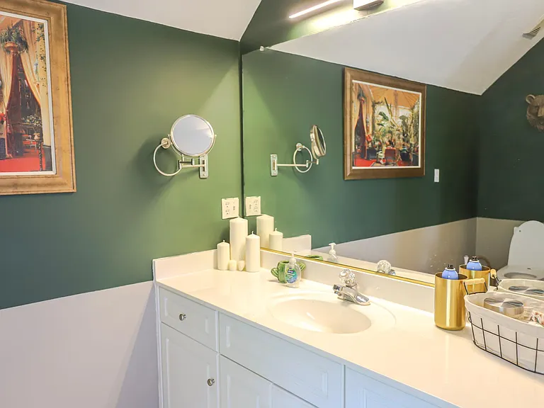 3007 Saint James Pl — Photo 16