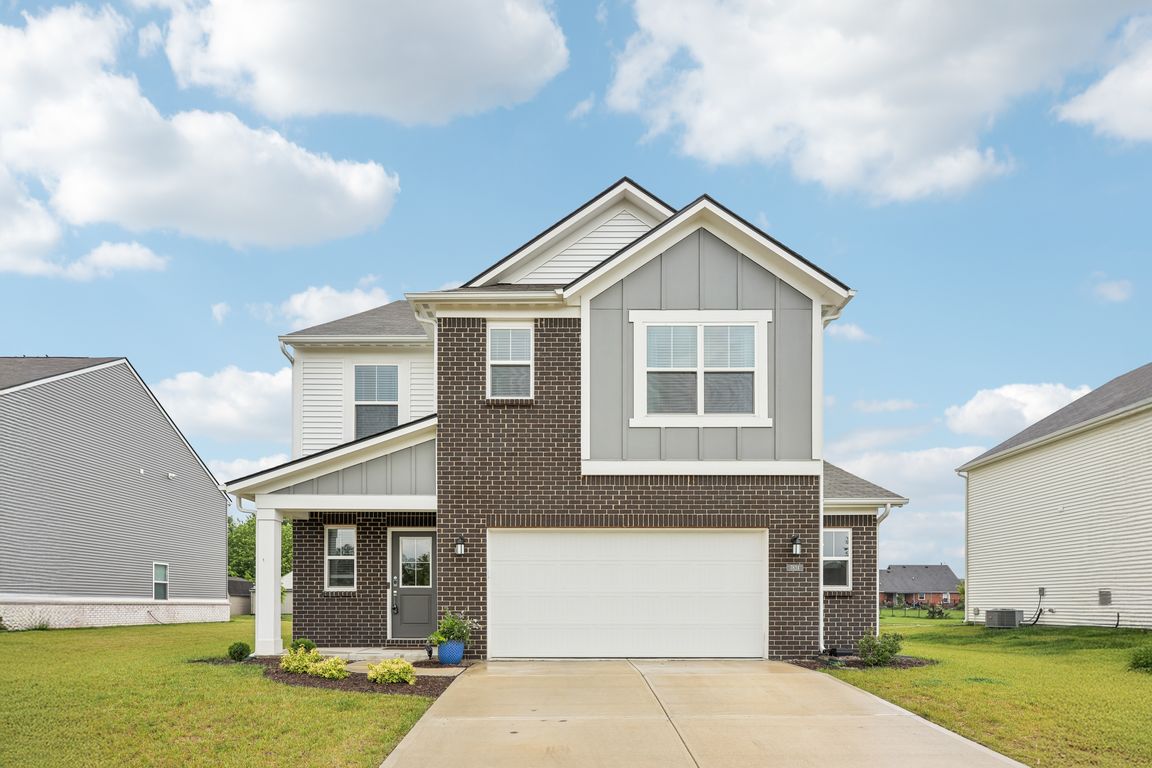 Hillway Dr-1406-001.jpg