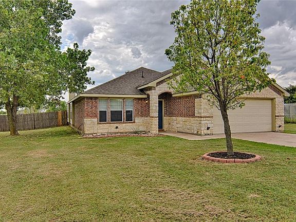 2nd image of 8440 Kelly Ln