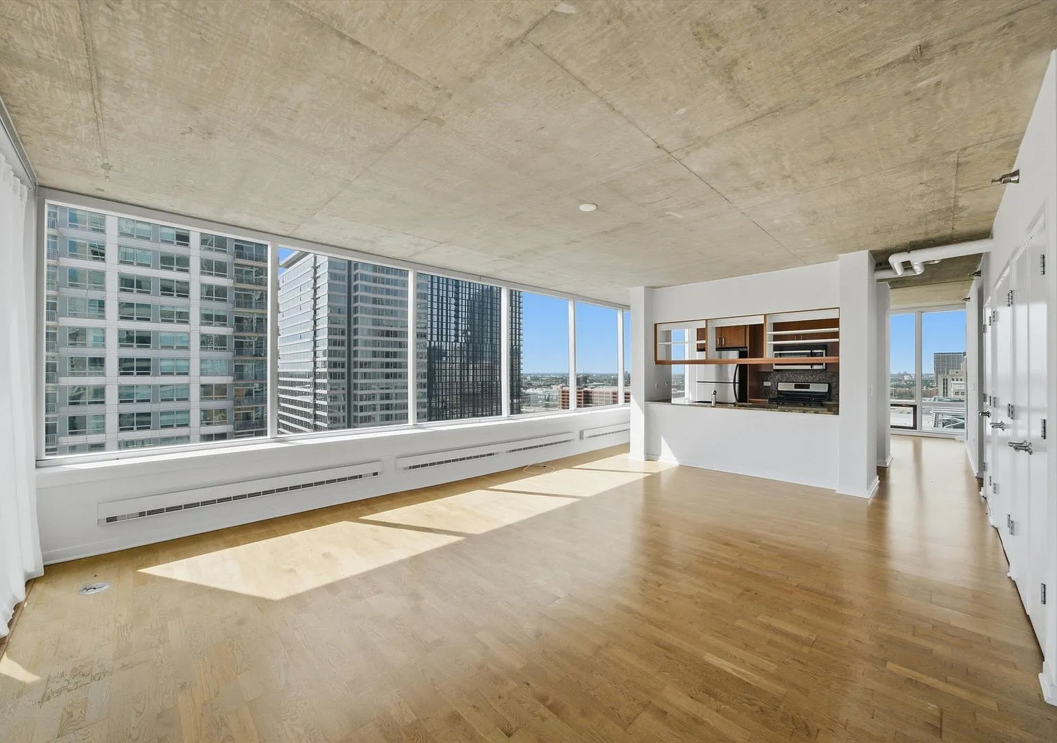 Amazing 2bd/2bth On Wells — Photo 2