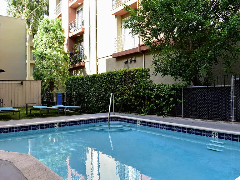7364 Hollywood Blvd. Apartments — Photo 9