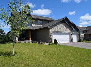 20408 Junegrass Dr, Big Lake, MN 55309