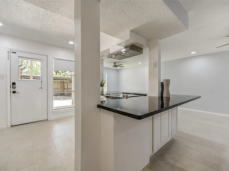 7965 Kendalia Dr — Photo 10