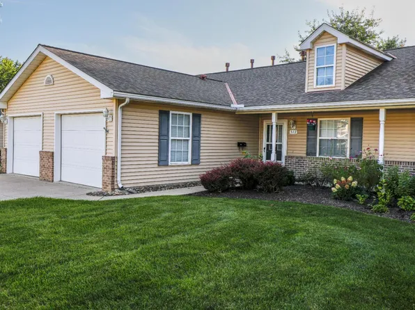312 W Gln, Elyria, OH 44035