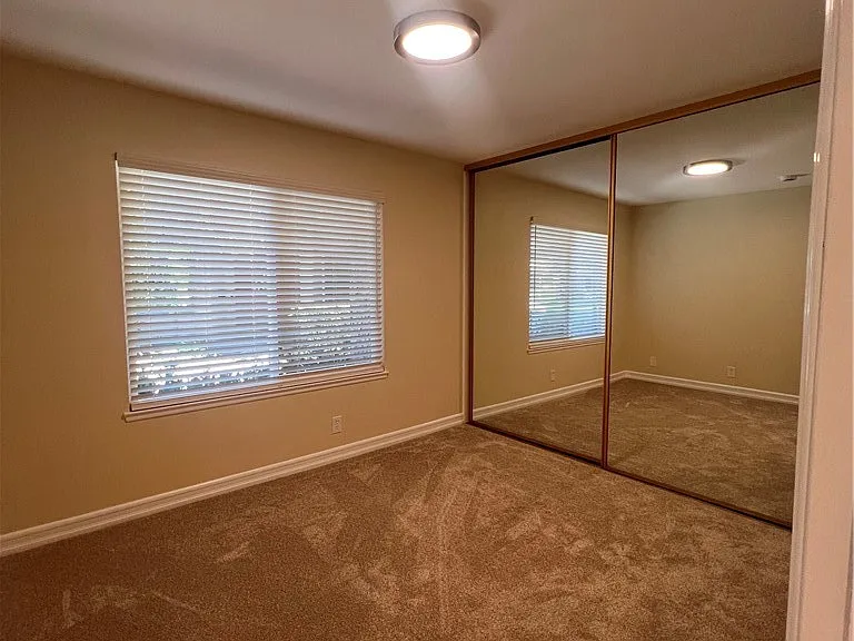 18229 Olympic Ct — Photo 19