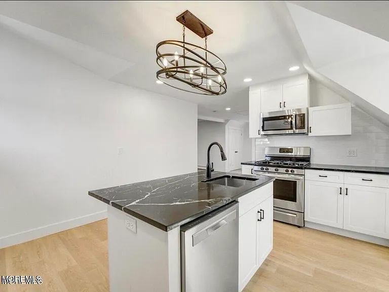 295 Westwood Ave #4 — Photo 4