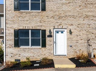 215 Waterbrook Ct, Woodstock, VA 22664
