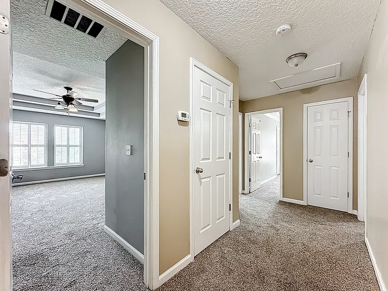 11383 Emilys Crossing Ct — Photo 17
