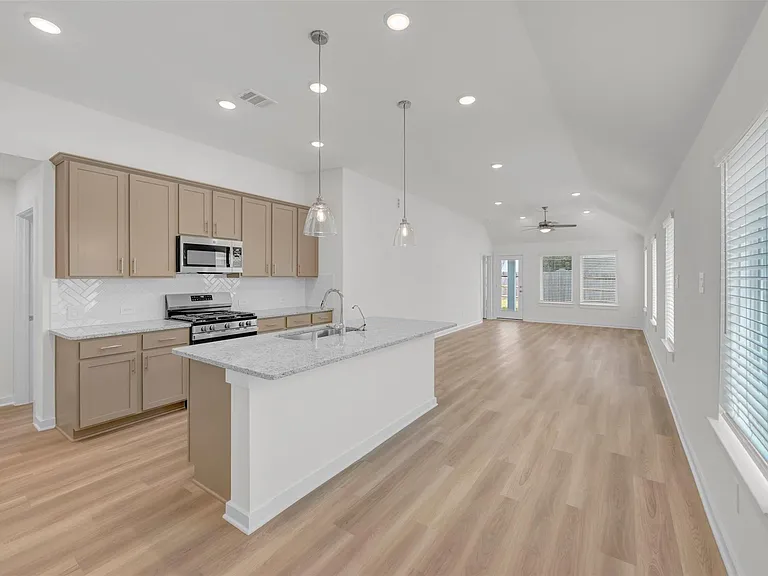 10223 Burton Path — Photo 8
