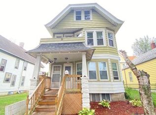 1009 S 20th St, Milwaukee, WI 53204