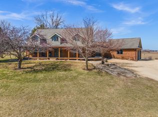 1490 Flora Church Rd, Kirkland, IL 60146