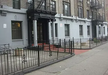 Rented by Farside Realty LLC