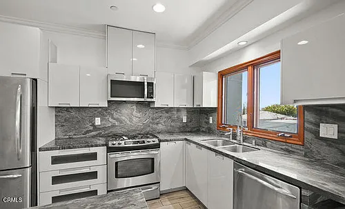 1663 Selby Ave #3 Photo 1